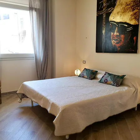 Da Cinema A Residenza D'artista Blue Yellow Red Appartement *