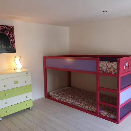 Appartement Da Cinema A Residenza D'artista Blue Yellow Red *